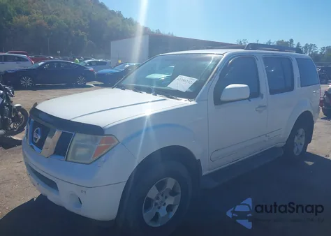 2005 Nissan Pathfinder Se z USA, uszkodzony, nr VIN 5N1AR18W25C722662